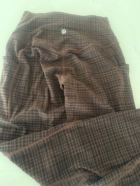 Lulu lemon align pocket leggings Brown and Black Plaid